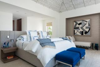 Beautiful contemporary style villa on the beach - - 1