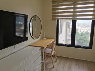 Modern Farmhouse Studio at The Median near IT Park - Cebu - 2