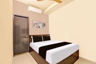 Super Hotel O INN11 Near Central Station - Chennai - 9