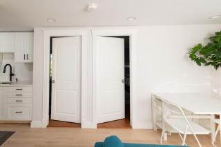 Beverly Breeze A Newly Renovated Apt - Beverly - 9