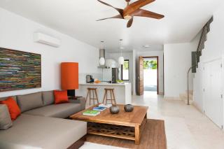Contemporary Luxury one-bedroom beach villa - Providenciales - 2