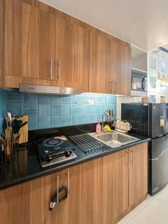 Serenity Shore With NETFLIX & PS4 - Manila - 5