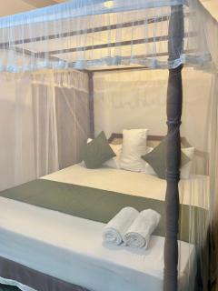 Lake View Villa - Tangalle - 4