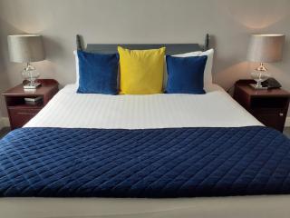 Commodore Hotel - Cobh - 8