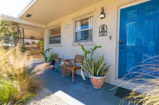 Relaxing 2BR Oasis in West Palm Beach, FL - Riviera Beach - 6