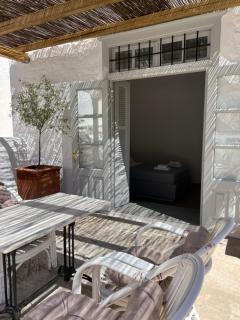 Douskos Guesthouse - 4