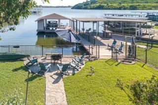 Luxury Lake Granbury Home Dock, Hot Tub and Decks! - 8