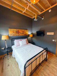 Roof Top On Main - McMinnville - 9