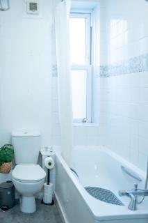 One Bed Apartment Near Liverpool Street - 1