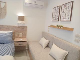 Jefaira Senior Chalet, 4 bedrooms with roof - - 6