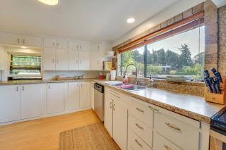 half Mi to Yarrow Bay Family Home in Kirkland - Kirkland - 5