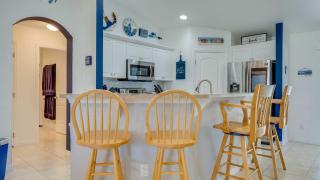 Cozy 4 Bed Home with Hot Tub Near Burnt Store - 2