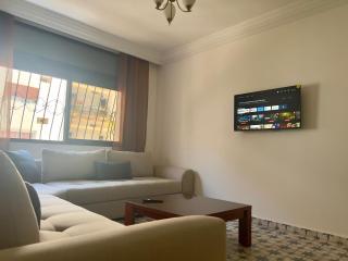 Cozy 2-BR with a fabulous rooftop view of Hassan Tower, your own moroccan hammam - Rabat - 4