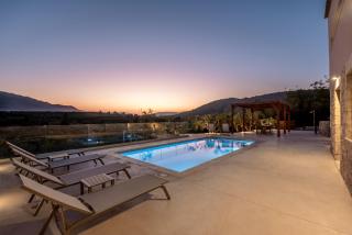 Olive Hideaway Boutique Villa - Private Pool - Kalamitsi Amygdali - 0