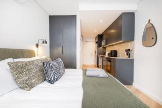 Paarl Studio 138 - Ultra Modern Apartment with AC and onsite Parking - 3