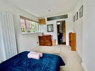 Harbourways, Coastal Retreat for Contractors & Leisure, Pet Friendly, Free Parking & Walk to Pubs - 6