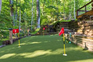 Sleeps 11 - Sauna - Hot Tub - Game Room - Fire Pit - 3