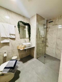 Kiriakos home - 4