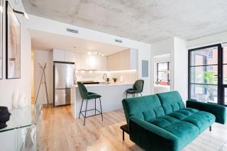 Old Port Gem - Charming 2 bdr in Prime Location - 8