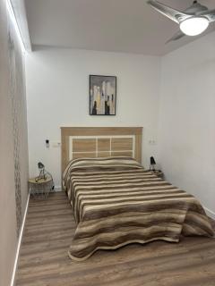 Apartamento blanco y negro en el centro - Alicante - 6