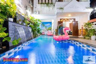 Nhà Nghỉ Mát Trung Tâm Bãi Sau HM XANH - 9