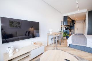 Paarl 137 - Superior Studio Apartment with AC and Parking - 2