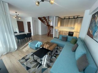 Modern Apartment Near City Center - 0