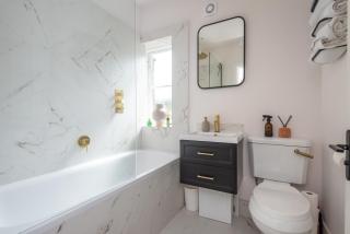 Modern 1BD with Private Outdoor Space in Sydenham - Sydenham - 9