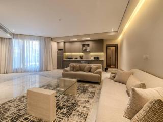New Cairo Calm and Central 2 Bedroom - 0