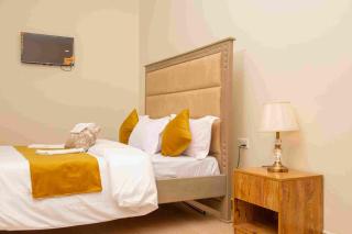Pekasa Palace Hotel - Fort Portal - 3