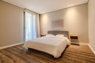 Elegant 2 Master Bedroom with Pool Access - 2