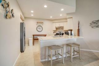 Sunny Isla del Sol Escape with Private Balcony #222 - Point Brittany - 5