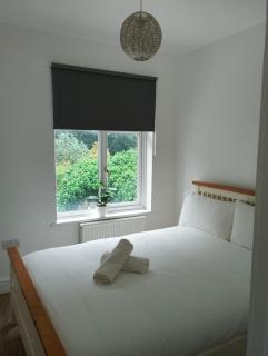 4 bedroom Home Family or Work Stay London - 2