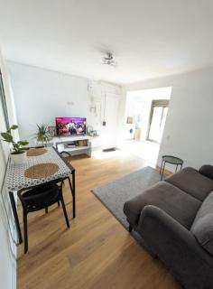 Cozy apartment with big terrace - Sant Boi del Llobregat - 1