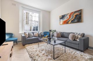 NW1 - Group-Friendly Flat 8BR in Best Location! - 0