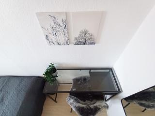 City Central Double Room 2 with free parking - 9