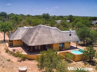 Luxury Self Catering Villas at Krugers Edge with Jacuzzi - 8