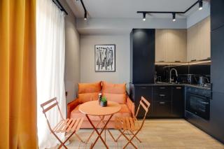Ninore Orange Apartment in Old Tbilisi - 8