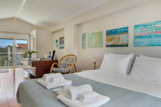 Beach Family Villa in Artemida - 2