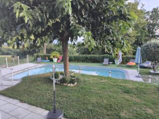 Maison avec piscine - Buros - 1