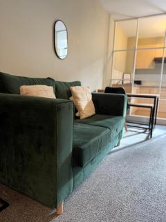 Private Self-Contained Studio - Lancaster - 3