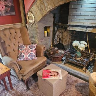 Longford Holiday Kitty Kiernan's Self Catering Thatch Cottage - 2