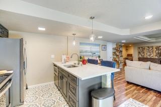 6 Mi to Aurora Reservoir Apt with Patio! - 2