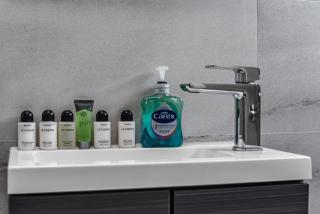 Cozy & Contemporary 2-BR Flat Near Shops & Transit - 1