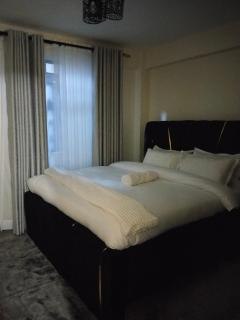 Zuri Cosy Homes - 6