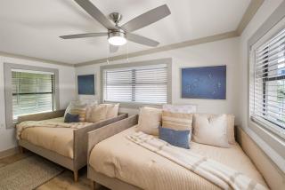 5 Bed 3 Bath Waterfront Pool! Great for families! - Hernando Beach - 7