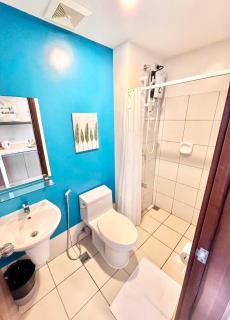 Becca'sBedsit2atHorizonsTower2 - 2