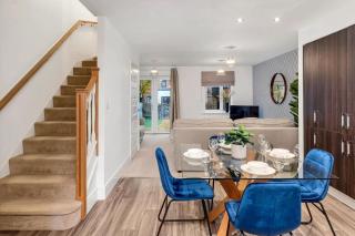 NEW Berkley House by Truestays - 3 Bedroom House in Stoke-on-Trent - Etruria - 9