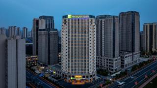 Holiday Inn Express Shangrao Railway Station by IHG - Shangrao - 9