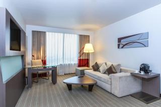 Four Points by Sheraton Bangkok Ploenchit Sukhumvit , Phloen Chit Station - 4